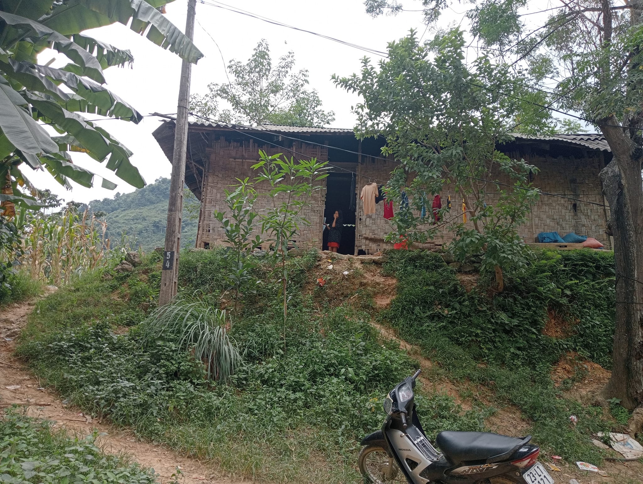 Lai Chau Bicycle Tour from Sapa 3 Days